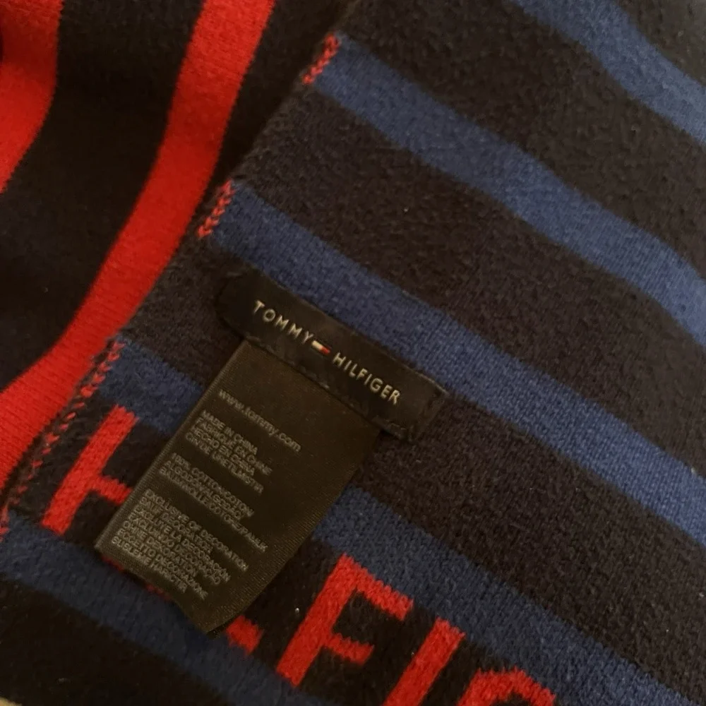 Tommy Hilfiger Men's Cotton Scarf Blue/Red Stripe Logo Preppy‎ Casual
